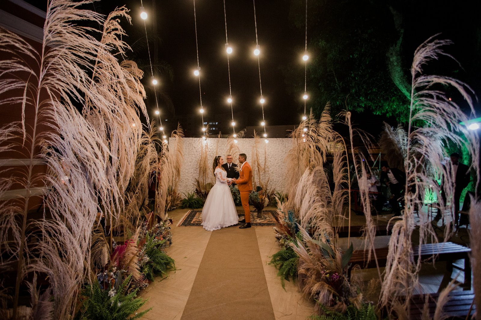 Cerimônia de casamento no altar do Casarão Imperial